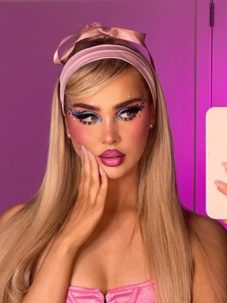 machiaj barbie albastru