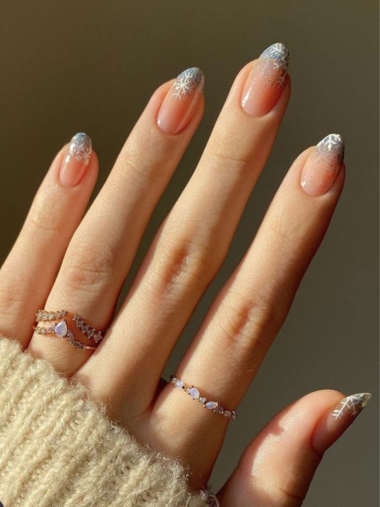 unghii albastre de iarna
