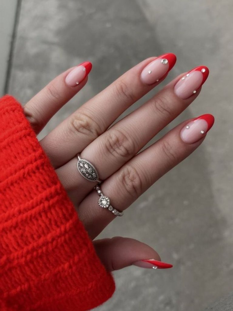 unghii french rosii de iarna