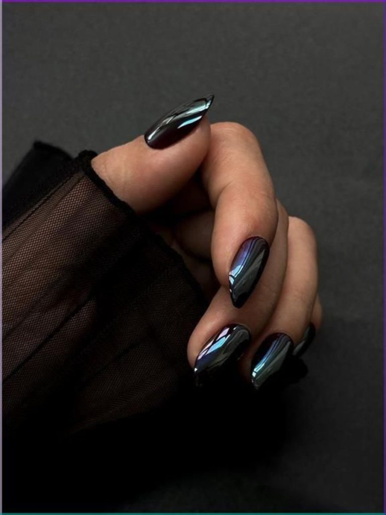 unghii negre scurte cu chrom