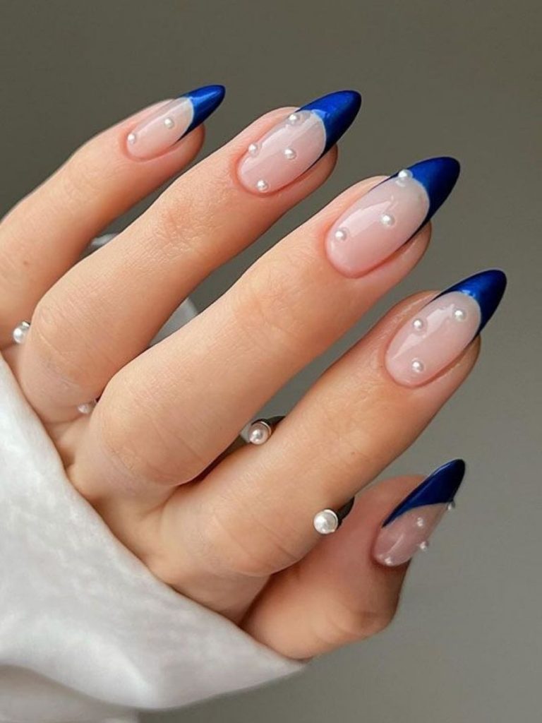 unghii de craciun albastre metalic