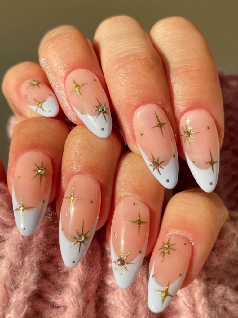 unghii french albe de craciun