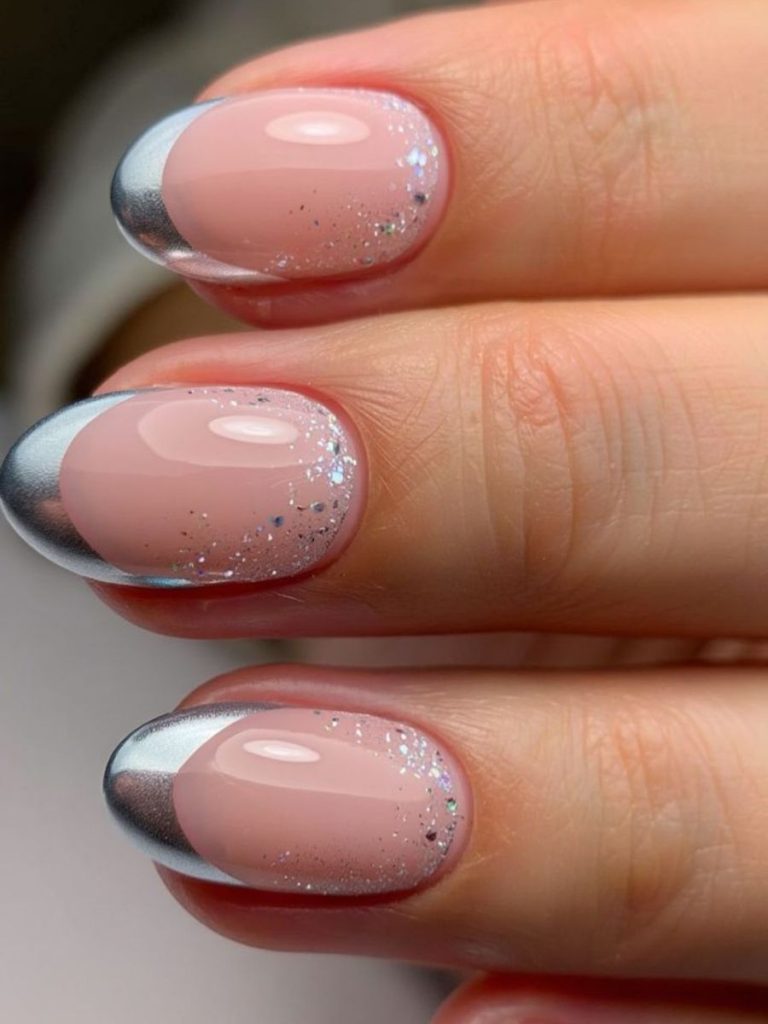 unghii de craciun argintiu metalic