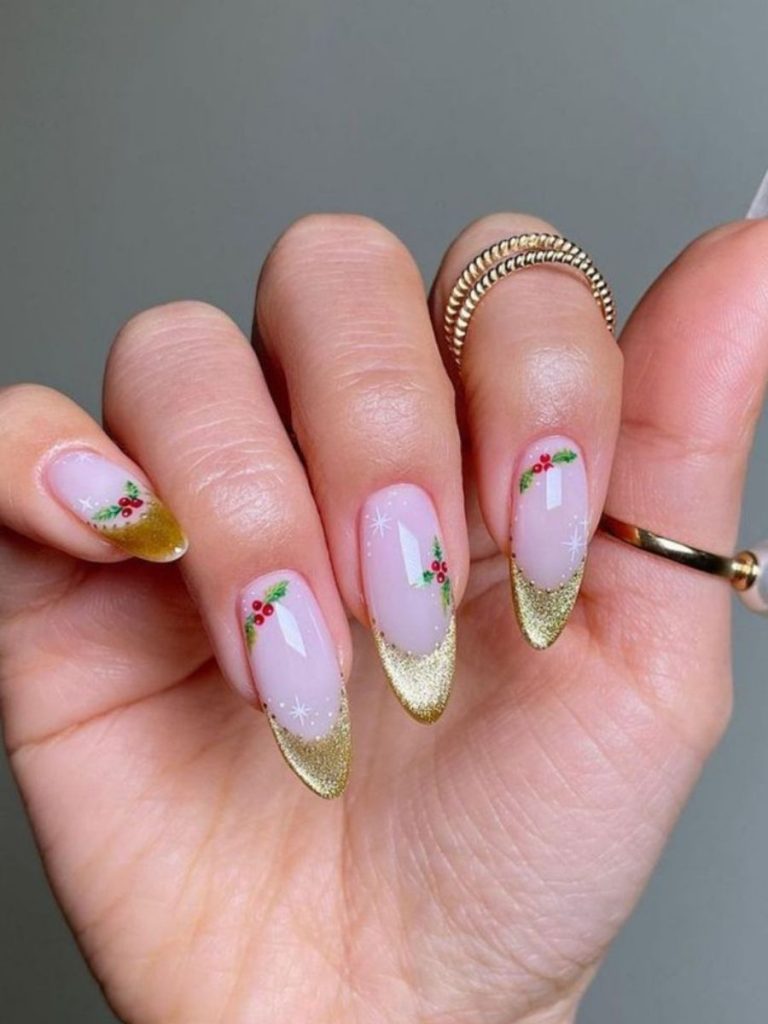 unghii de craciun french velvet auriu