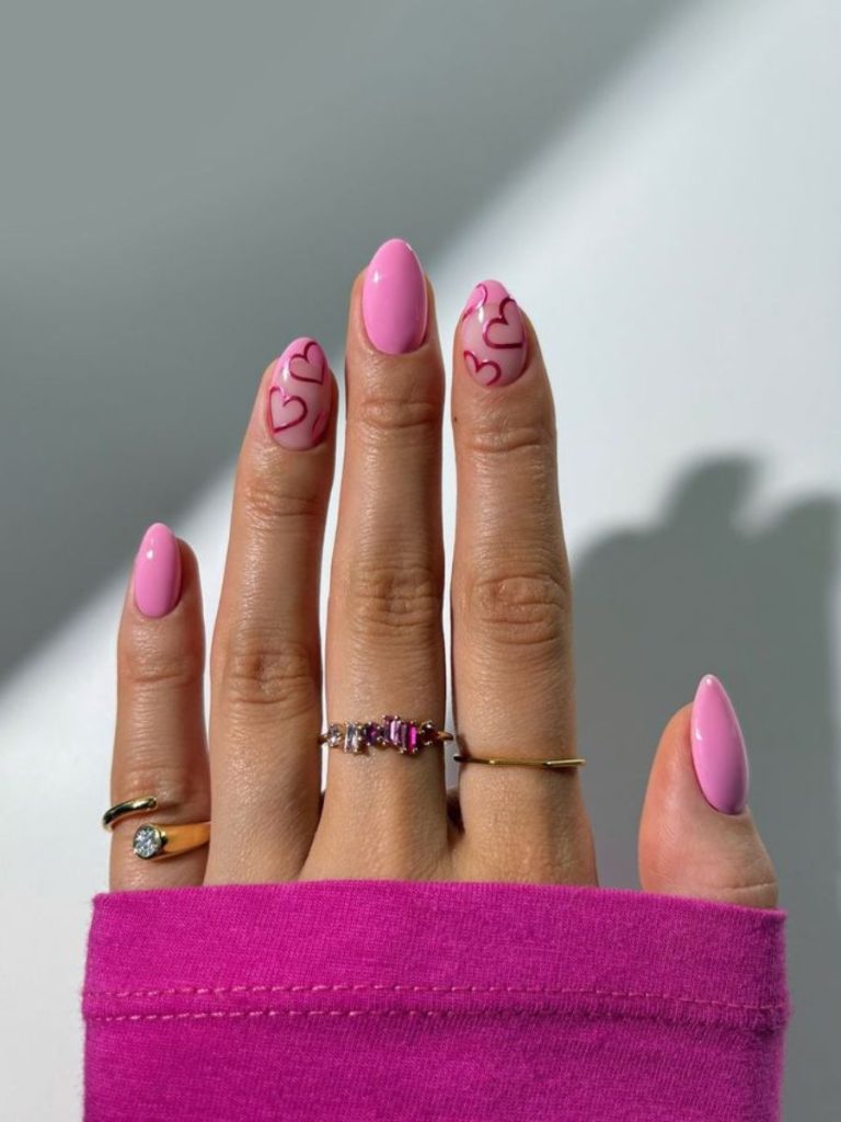 unghii roz de valentine's day