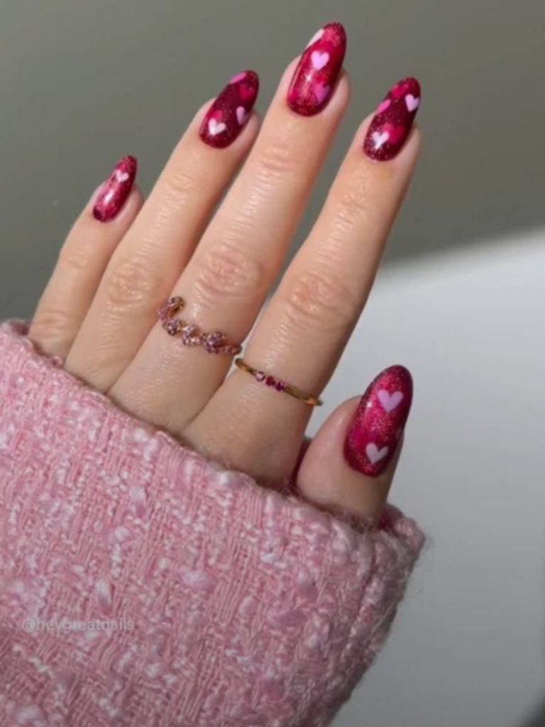 nail art pentru valentine's day