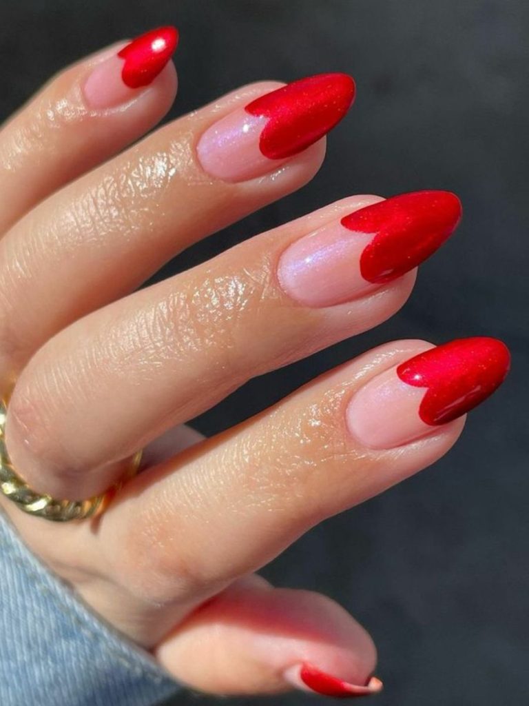 modele unghii valentine's day