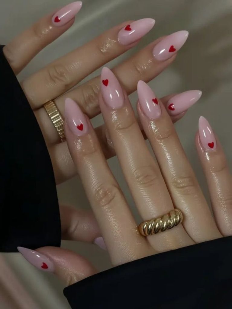 unghii simple pentru valentines day