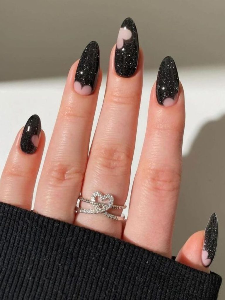 unghii negre valentine's day